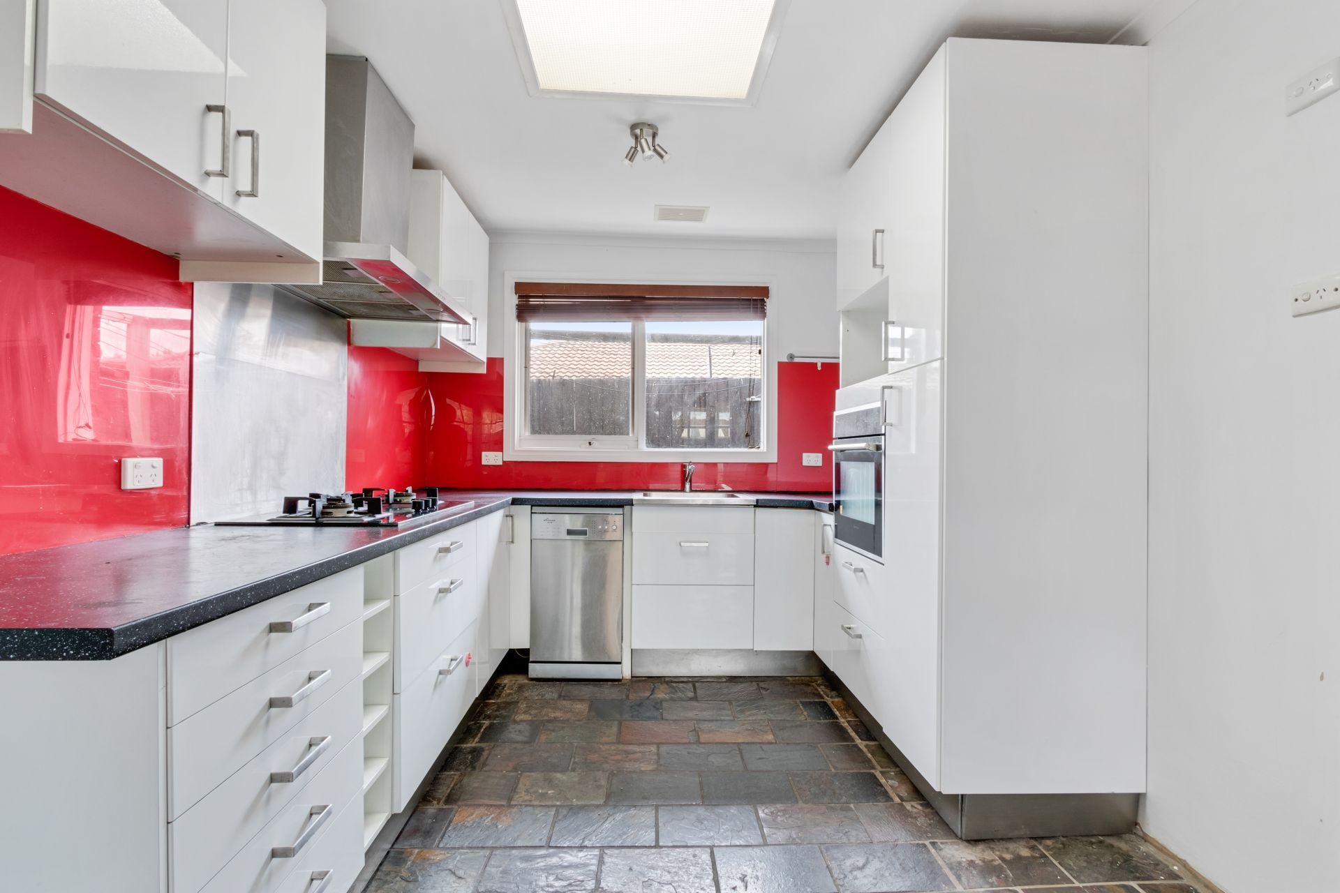 SPACIOUS AND STYLISH