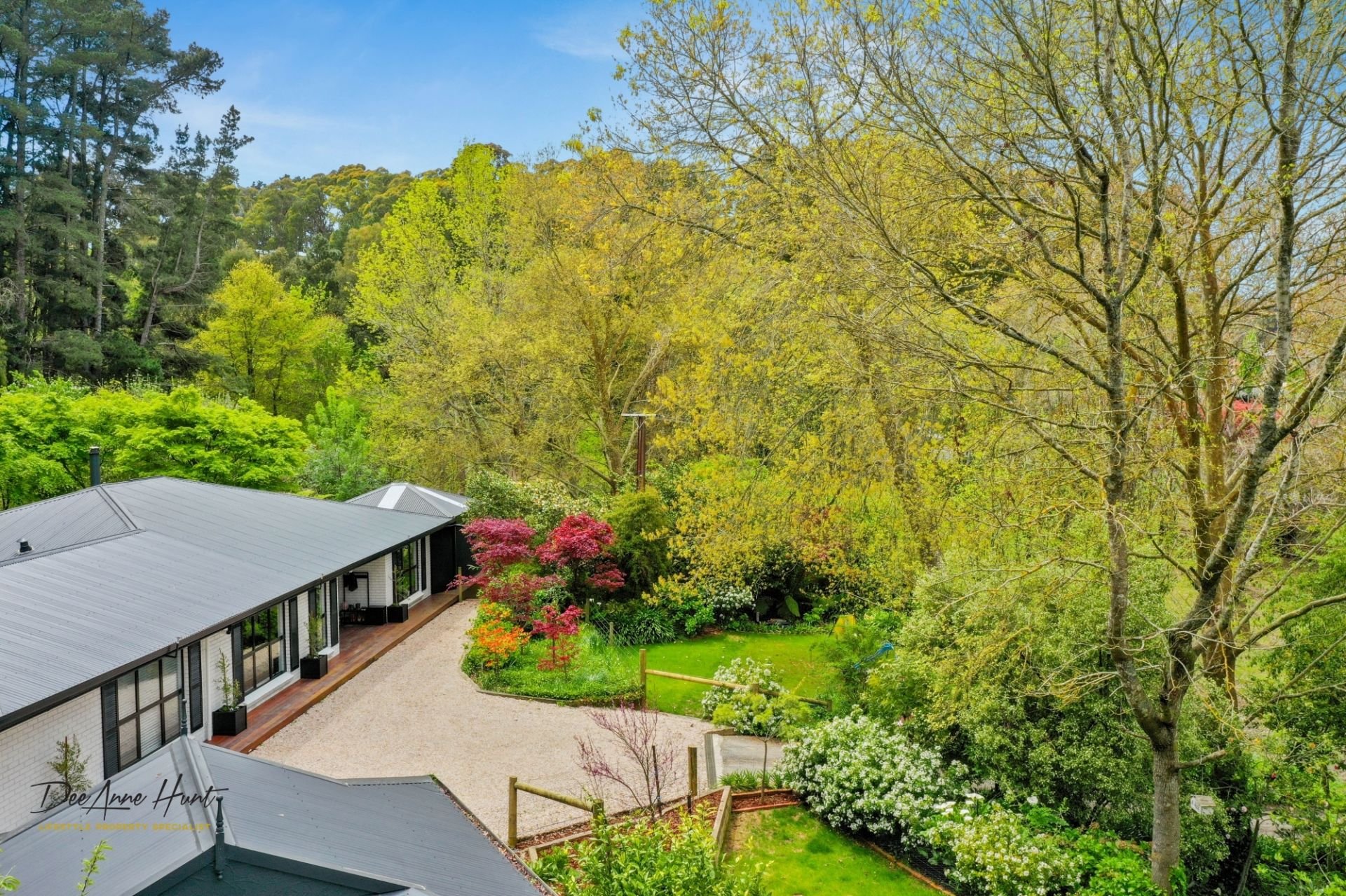 545 Piccadilly Road, Summertown Williams Real Estate