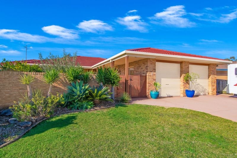 7 Ballina Crescent Port Macquarie NSW, Port Macquarie - Thumbnail 3