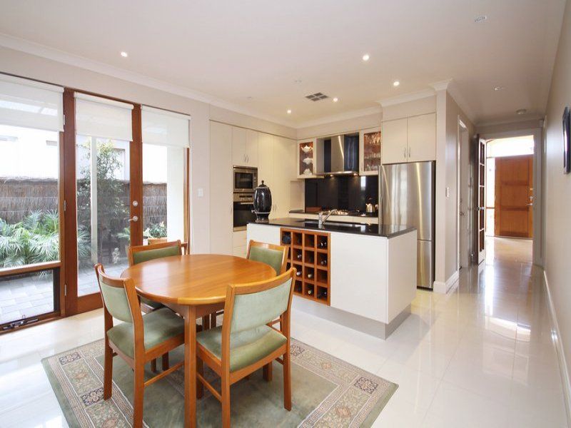 9 Medallion Drive Grange 5022