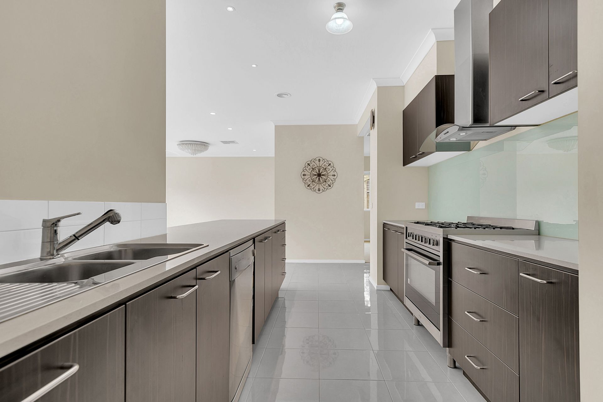 Stunning 3-Bedroom & Rumpus & Study Family Home in Epping – Spacious and Secure Living!
