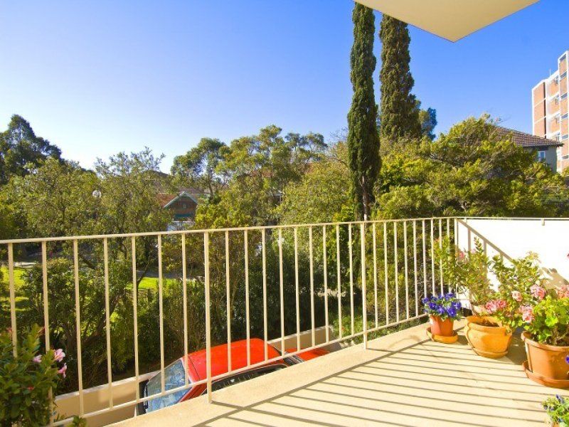 2/1 Cranbrook Avenue CREMORNE NSW, Cremorne - Thumbnail 4