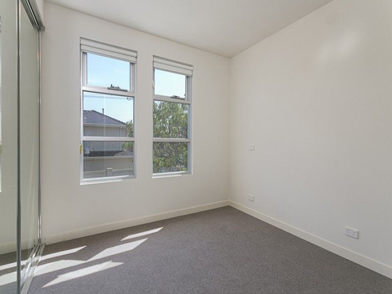 105/286 Hawthorn Road, Caulfield - Thumbnail 8
