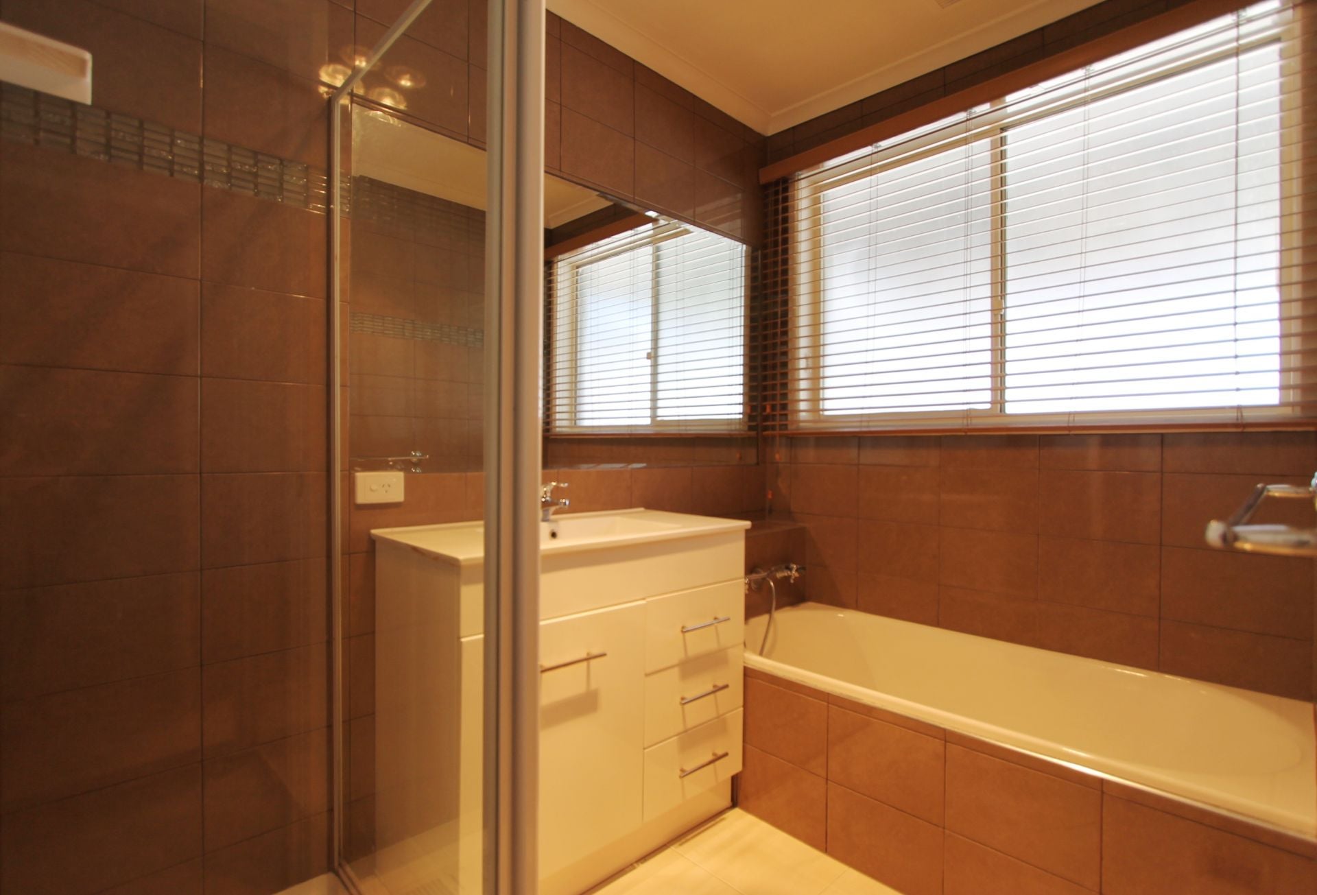 RENOVATED JEWEL !!!