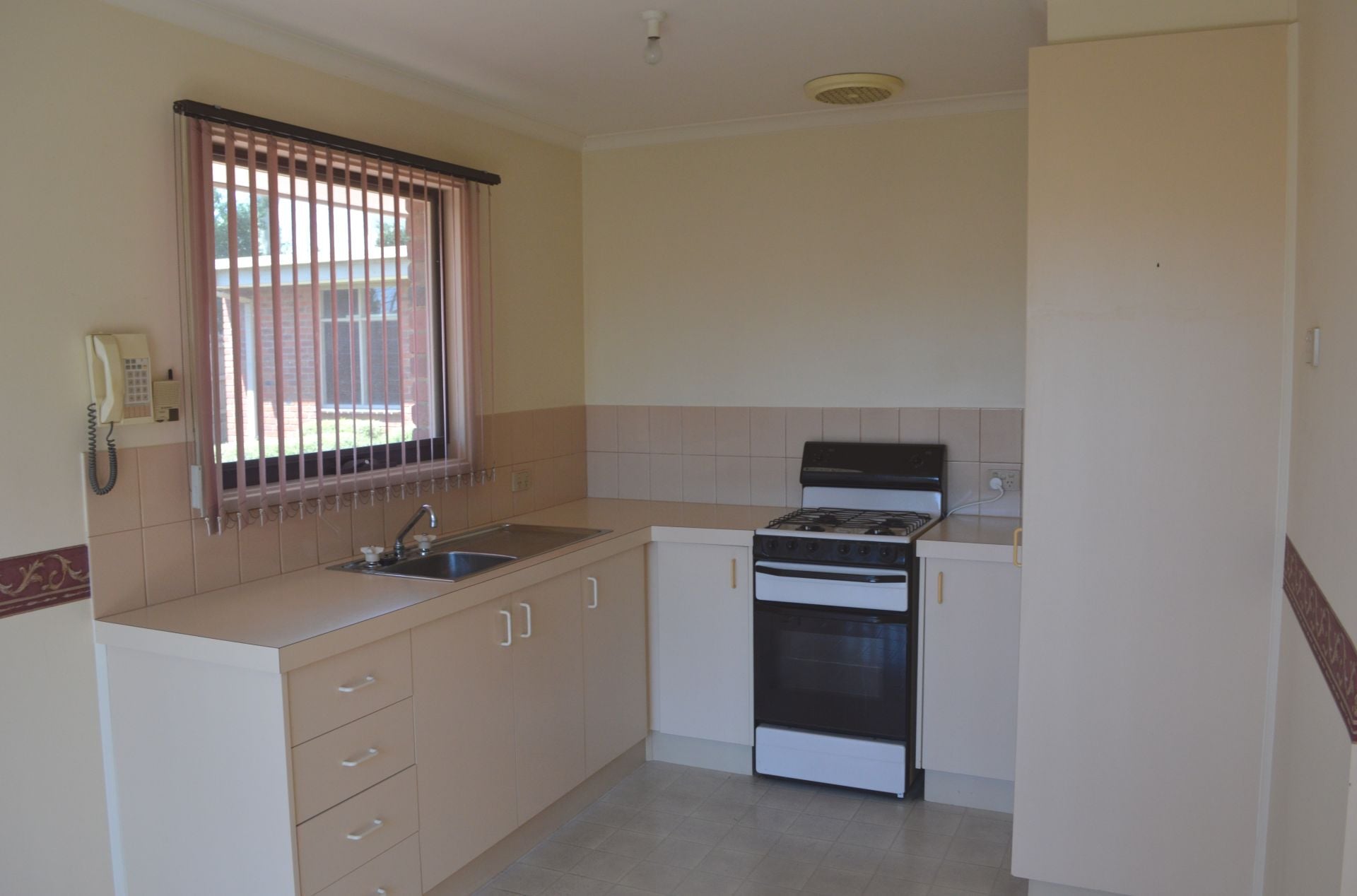COSY FAMILY HOME     *Insp Tues 25th Feb @ 4:20pm*