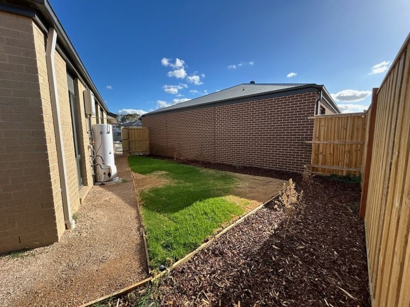 10 Bounty Road, Donnybrook