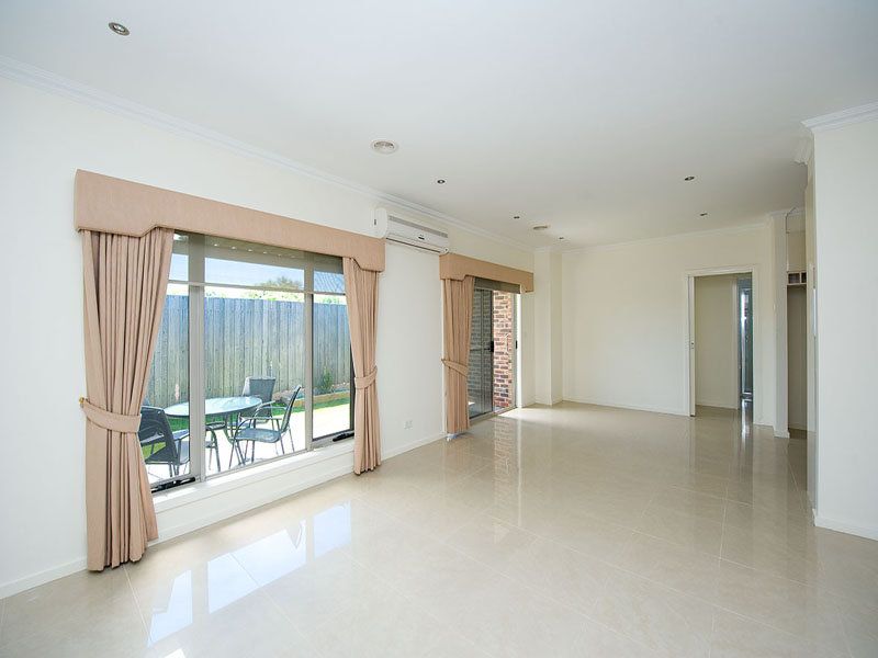 2/156 Chambers Road, Altona North - Thumbnail 5