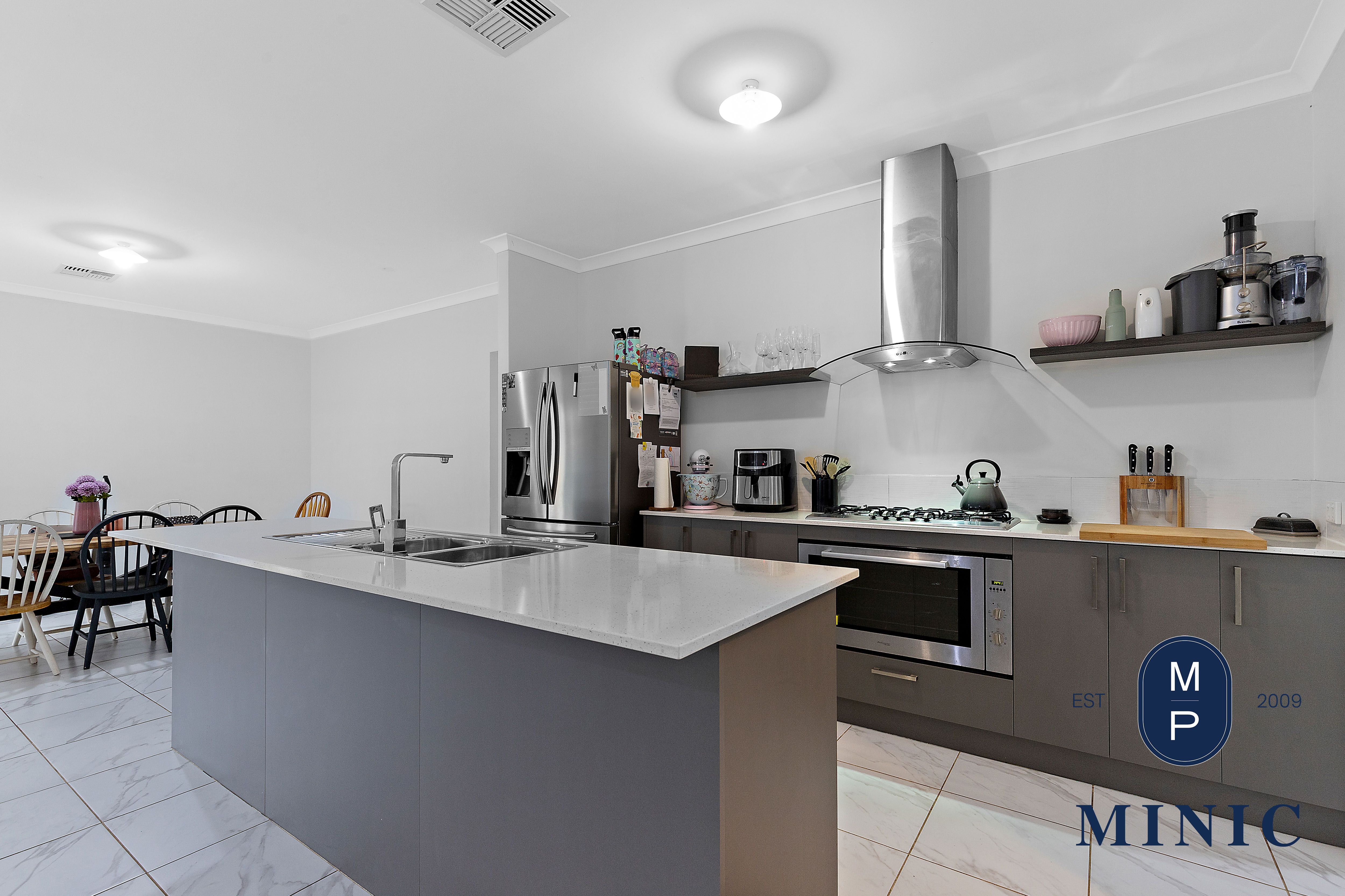 30 Charnwood Grove, Hilbert