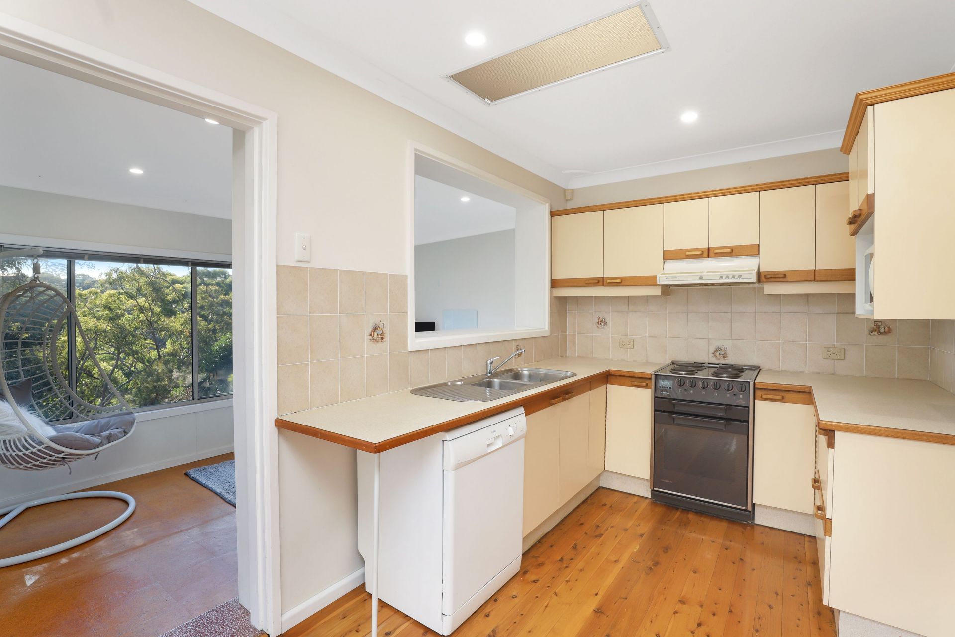 1A Old Bush Road, Yarrawarrah, Yarrawarrah - Thumbnail 4