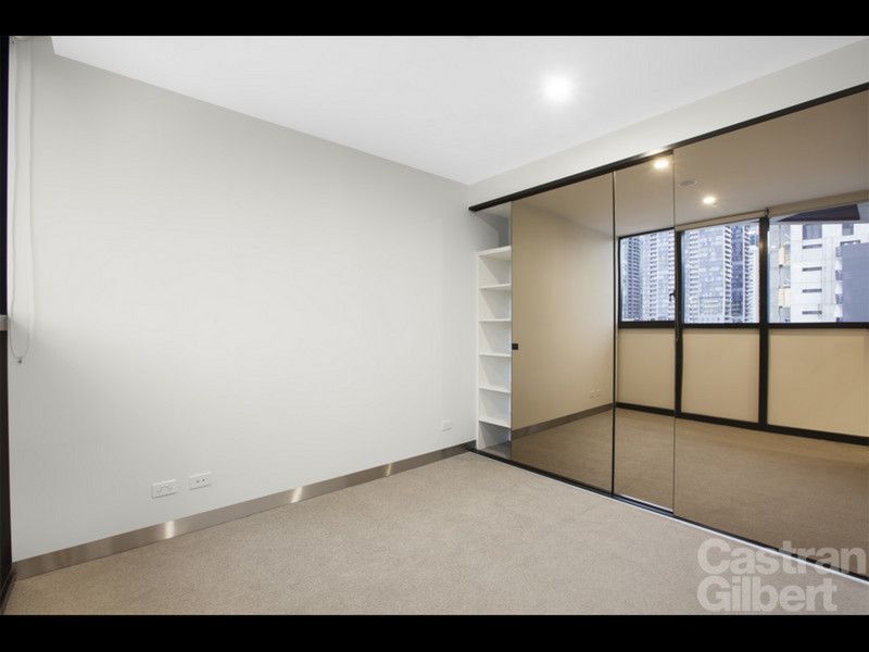 701/33 Clarke Street, Southbank - Thumbnail 5