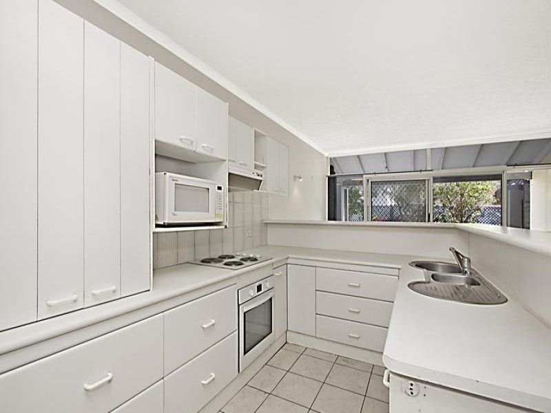 62 Messines Crescent MIAMI QLD, Miami - Thumbnail 6
