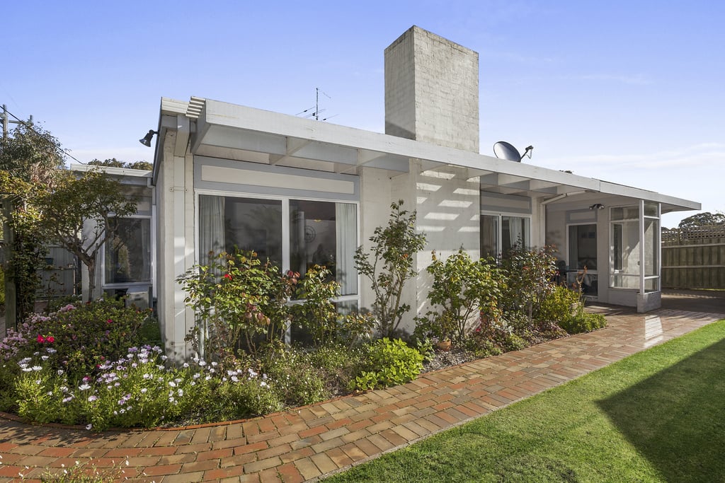 2/12 Walker Street, Anglesea, VIC, Anglesea - Thumbnail 3
