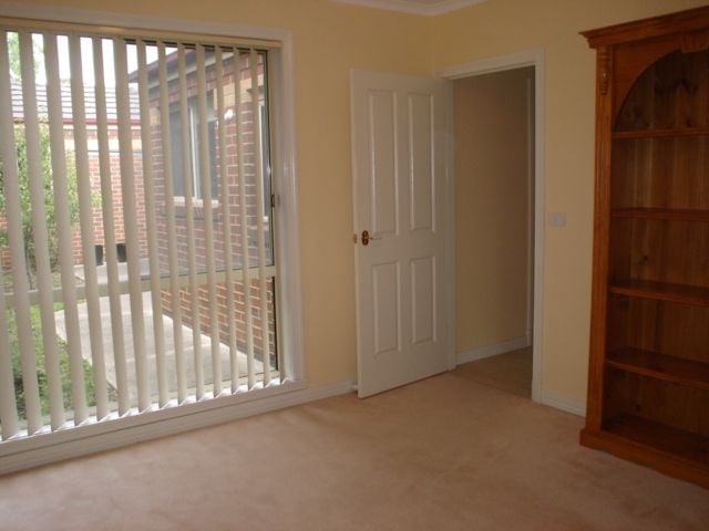 Conveinent Two Bedroom Unit