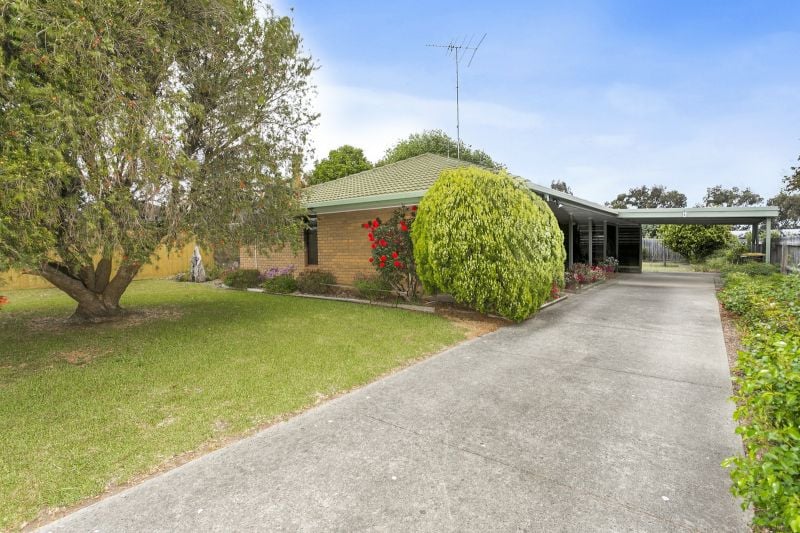 7 Knox Drive Barwon Heads VIC, Barwon Heads - Thumbnail 2