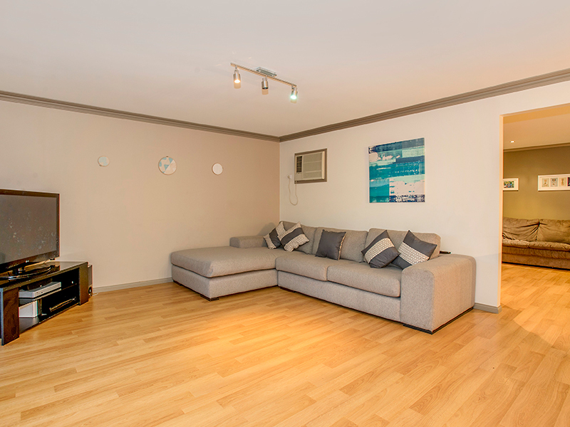 3 Irvine Court, Altona Meadows - Thumbnail 3
