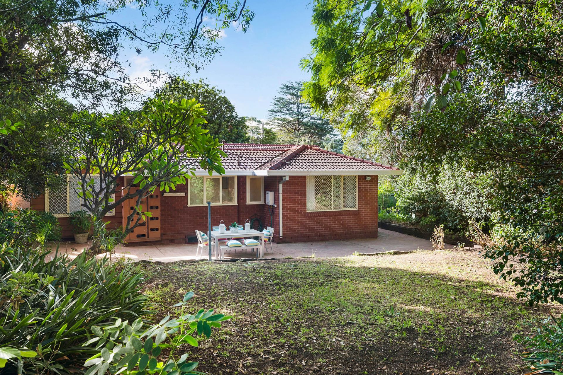 Real Estate For Sale 122 Starkey Street Killarney Heights , NSW