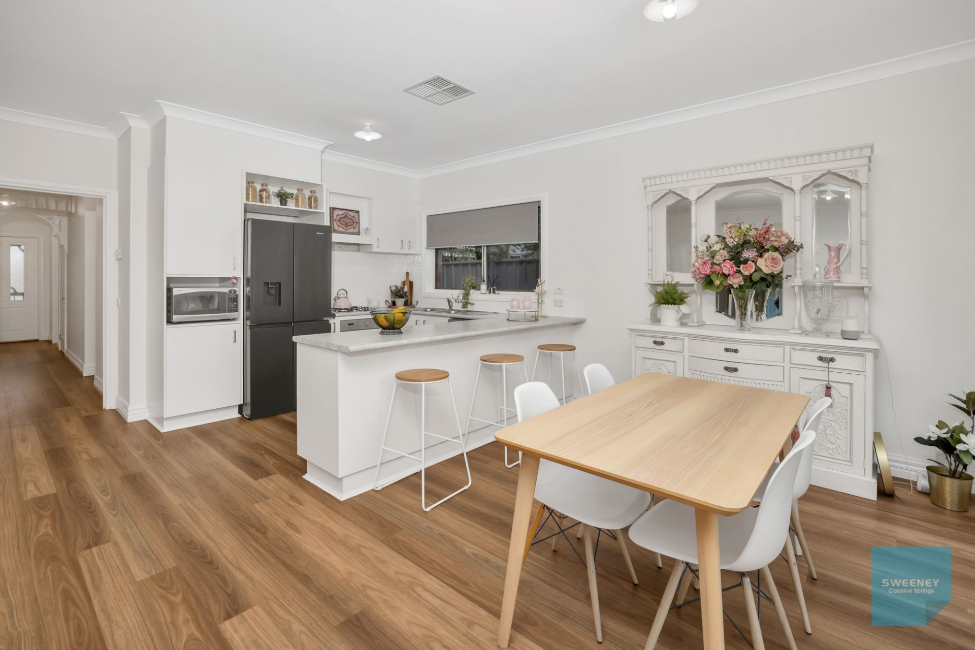 66 Oakview Parade, Caroline Springs - Thumbnail 6