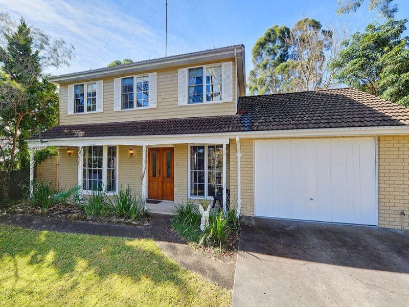 SOLD BY JOHN PYE REAL ESTATE 9476 0000