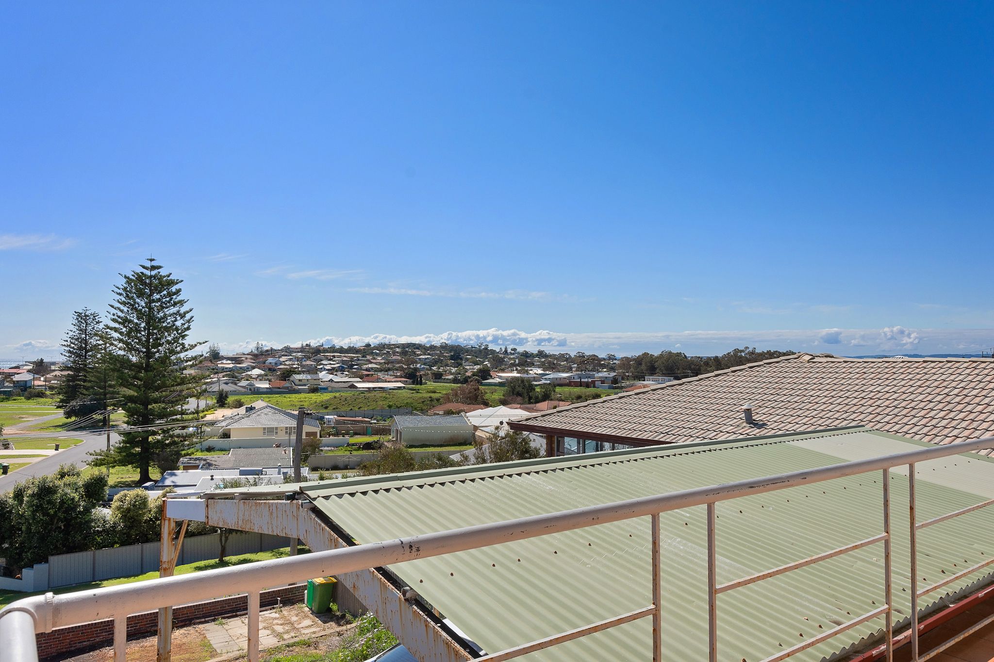 Real Estate For Sale 17 Hoylake Avenue South Bunbury , WA