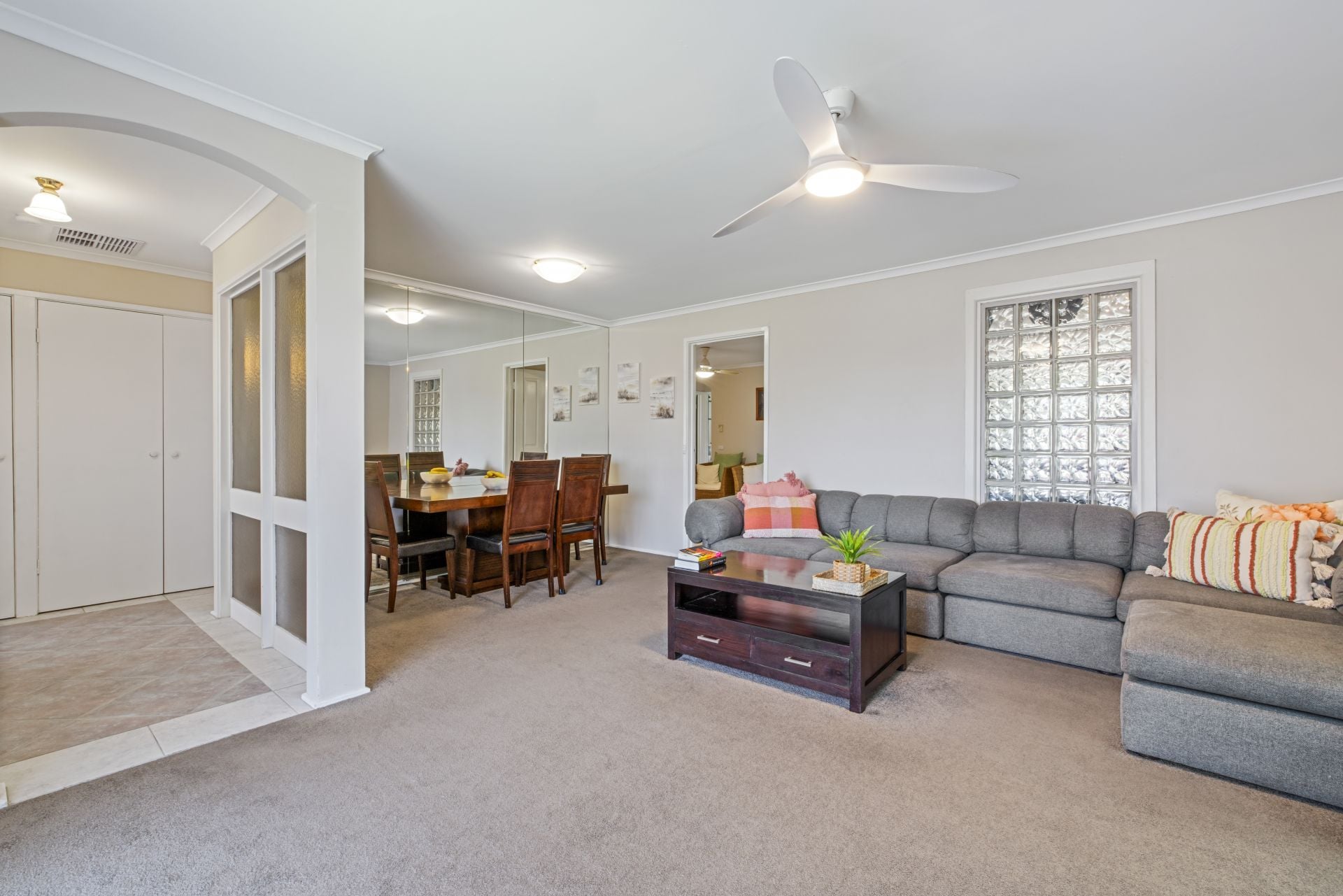 Indoor-Outdoor Spaces For An Unmatched Family Lifestyle