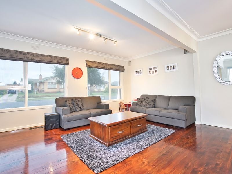 26 Eton Street, Wendouree, Wendouree - Thumbnail 4