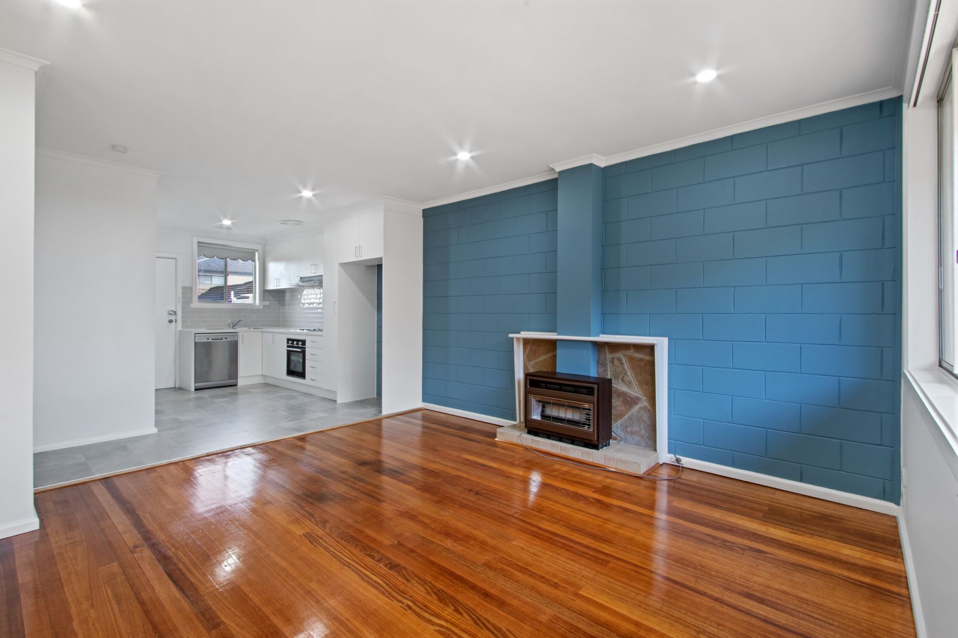 Fully Renovated 2-Bedroom Unit!