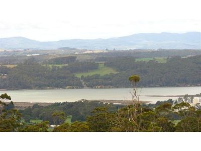 20 Blackwood Lane, DEVONPORT, Devonport - Thumbnail 7