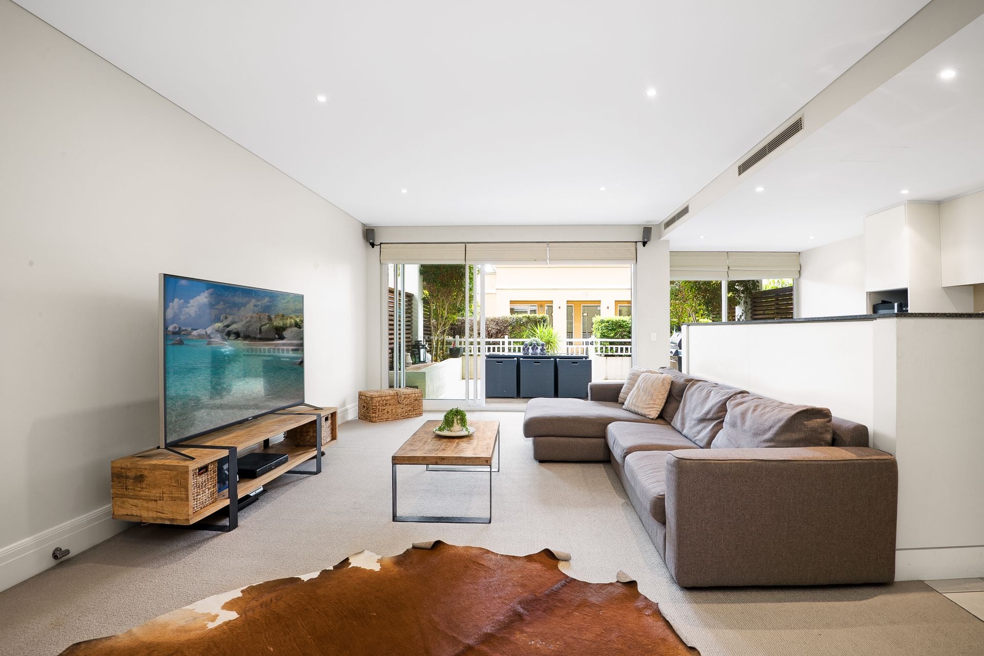 15/53 Peninsula Drive Breakfast Point NSW, Breakfast Point - Thumbnail 2