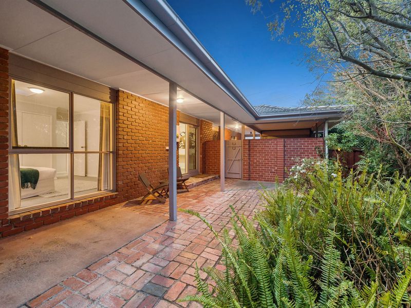 Real Estate For Sale 74 Wilsons Road Mornington , VIC