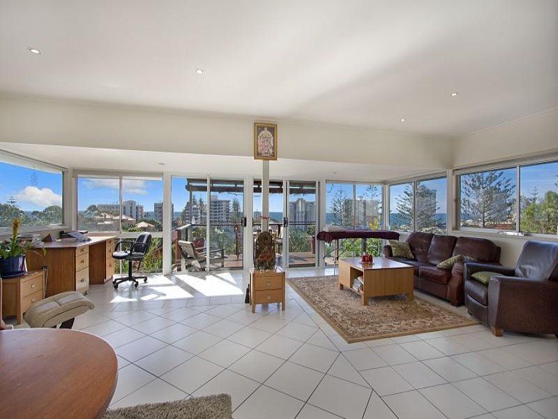 33 Tweed Street COOLANGATTA QLD, Coolangatta - Thumbnail 4