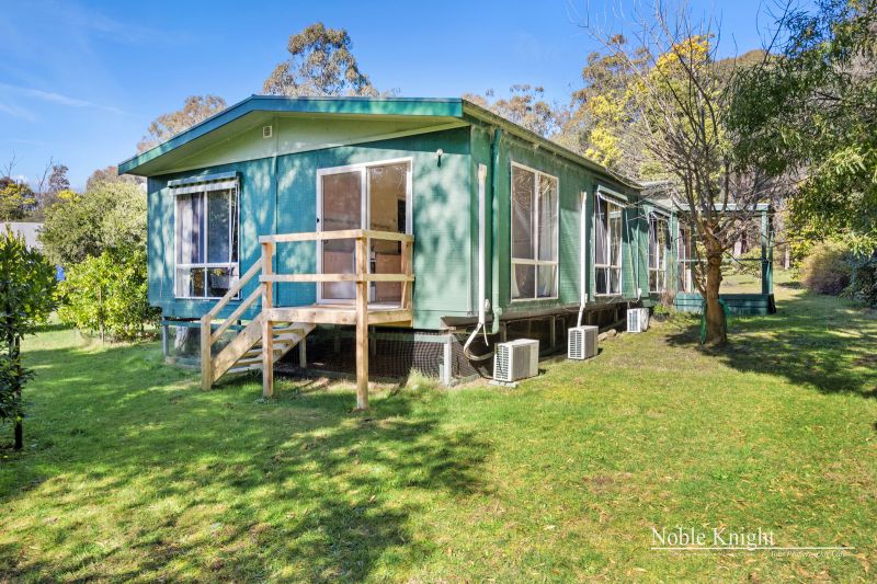 2/183 Burns Road, Glenburn Noble Knight