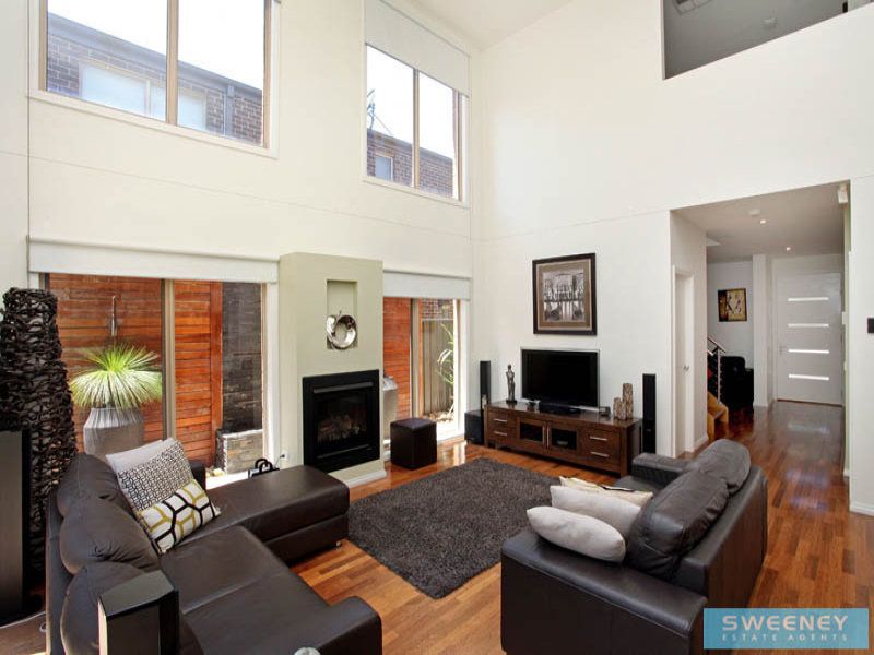 16 Dickerson Way, Caroline Springs - Thumbnail 5
