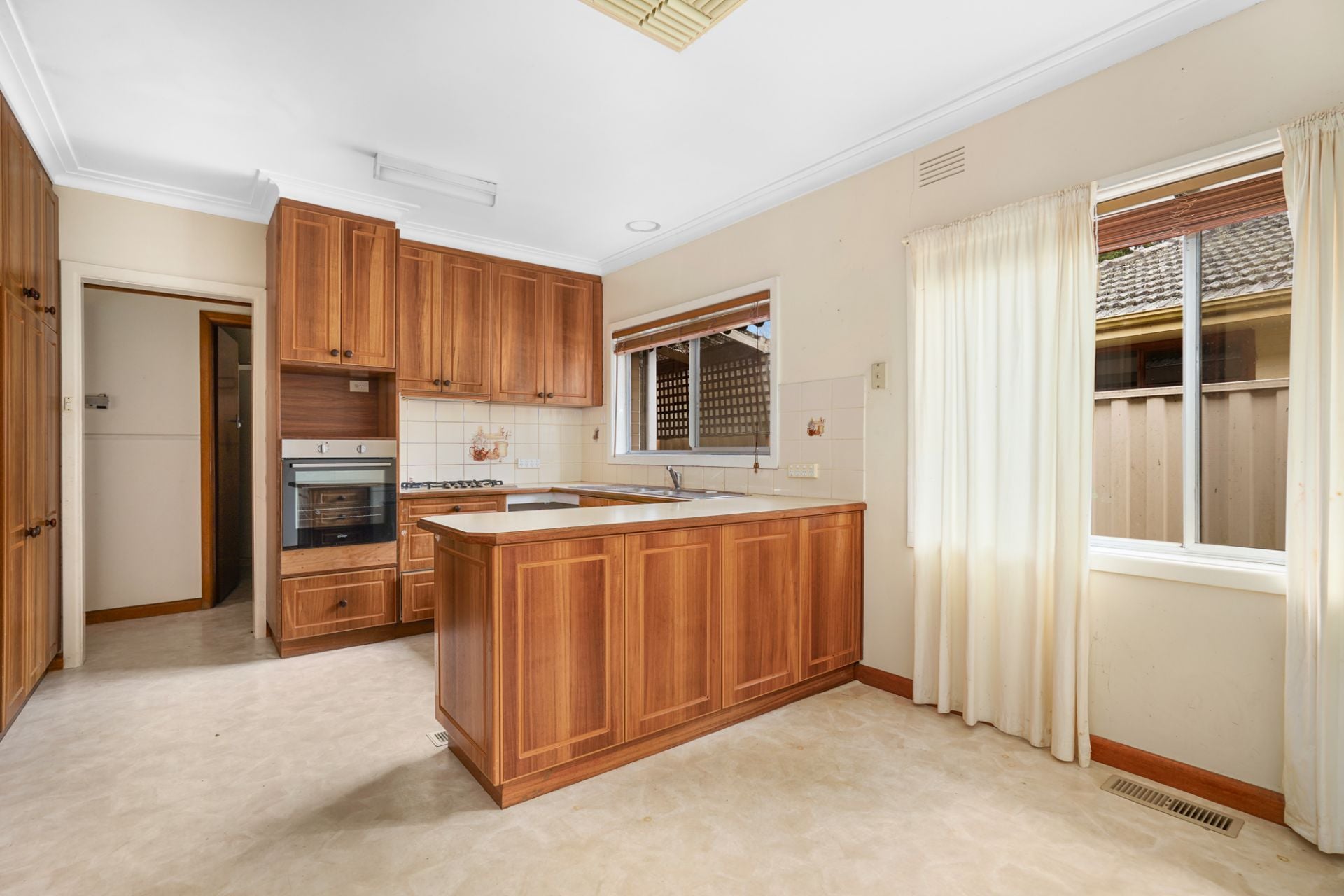 4 Gwenith Avenue, Newington, Newington - Thumbnail 8