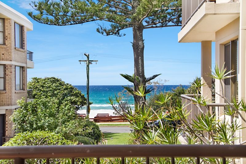 8/234 Pacific Parade Bilinga QLD