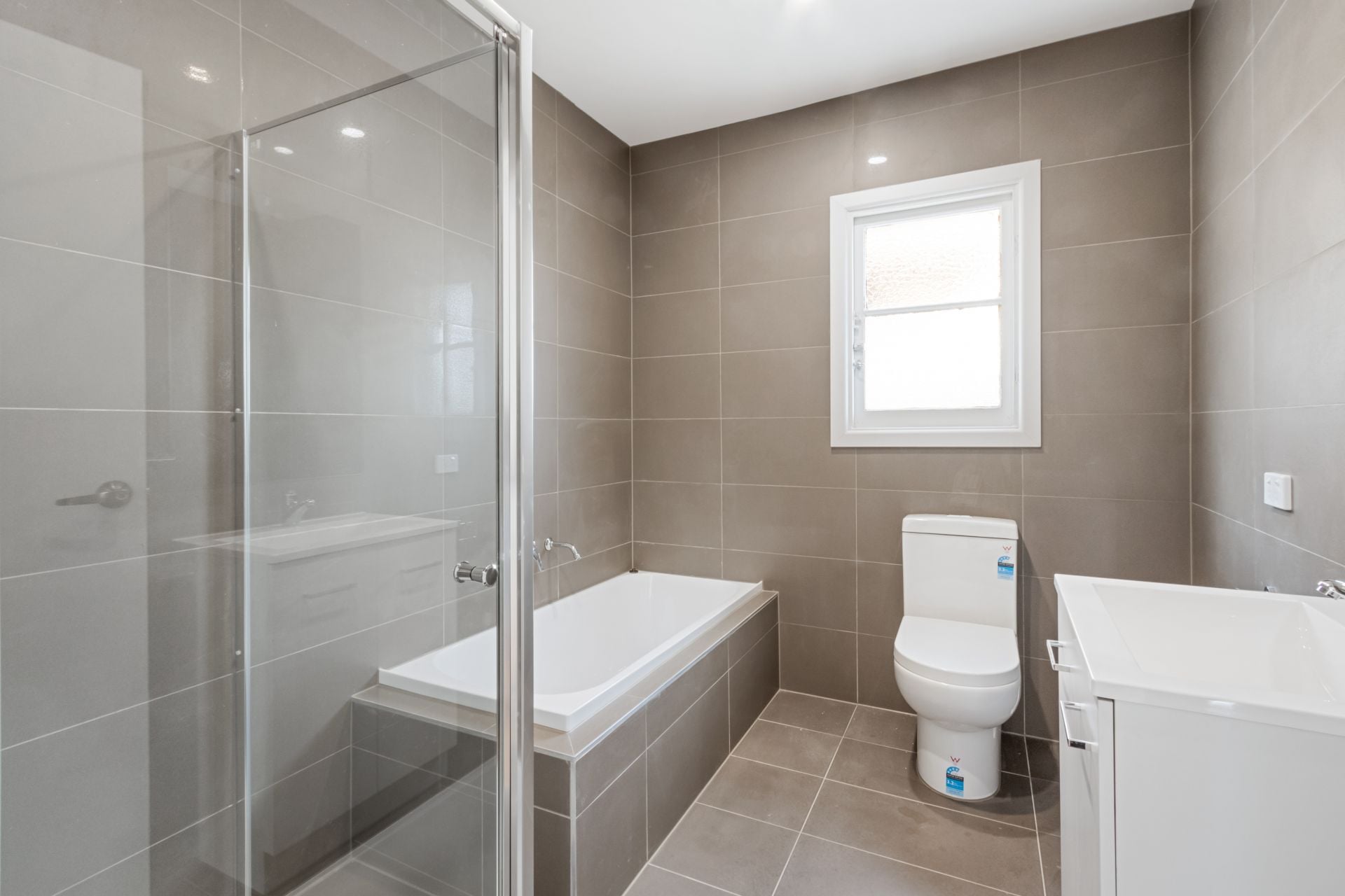 LOOKING FOR A GREAT TENANT!