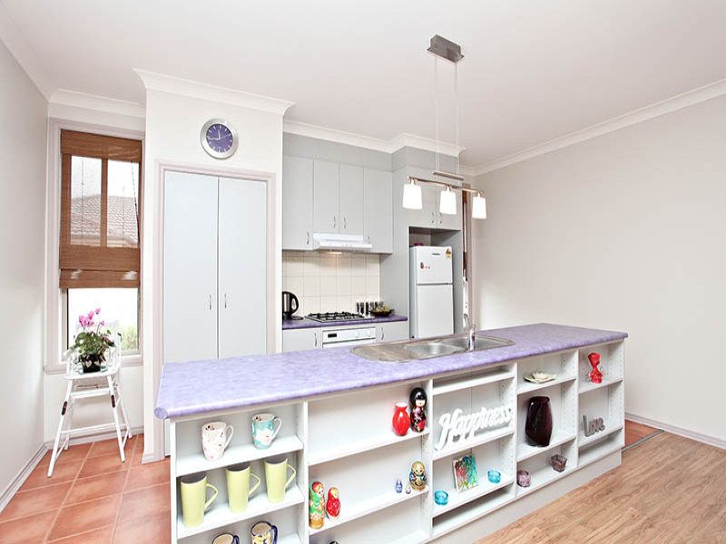 19 Alpine Gardens, Caroline Springs - Thumbnail 4