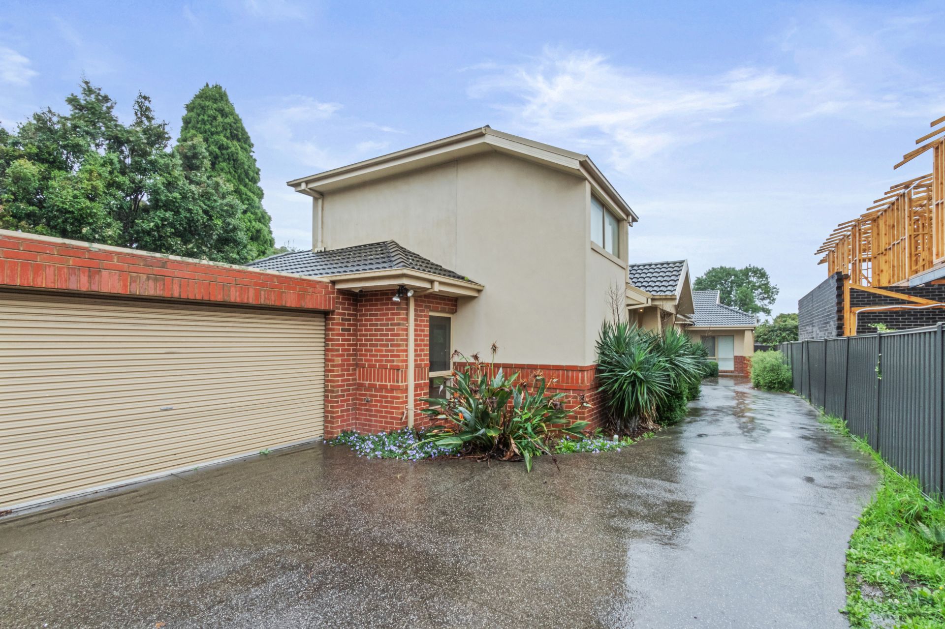 FANTASTIC THREE BEDROOM TOWNHOUSE!