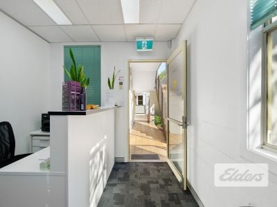 CENTRALLY LOCATED, REFURBISHED OFFICE/MEDICAL