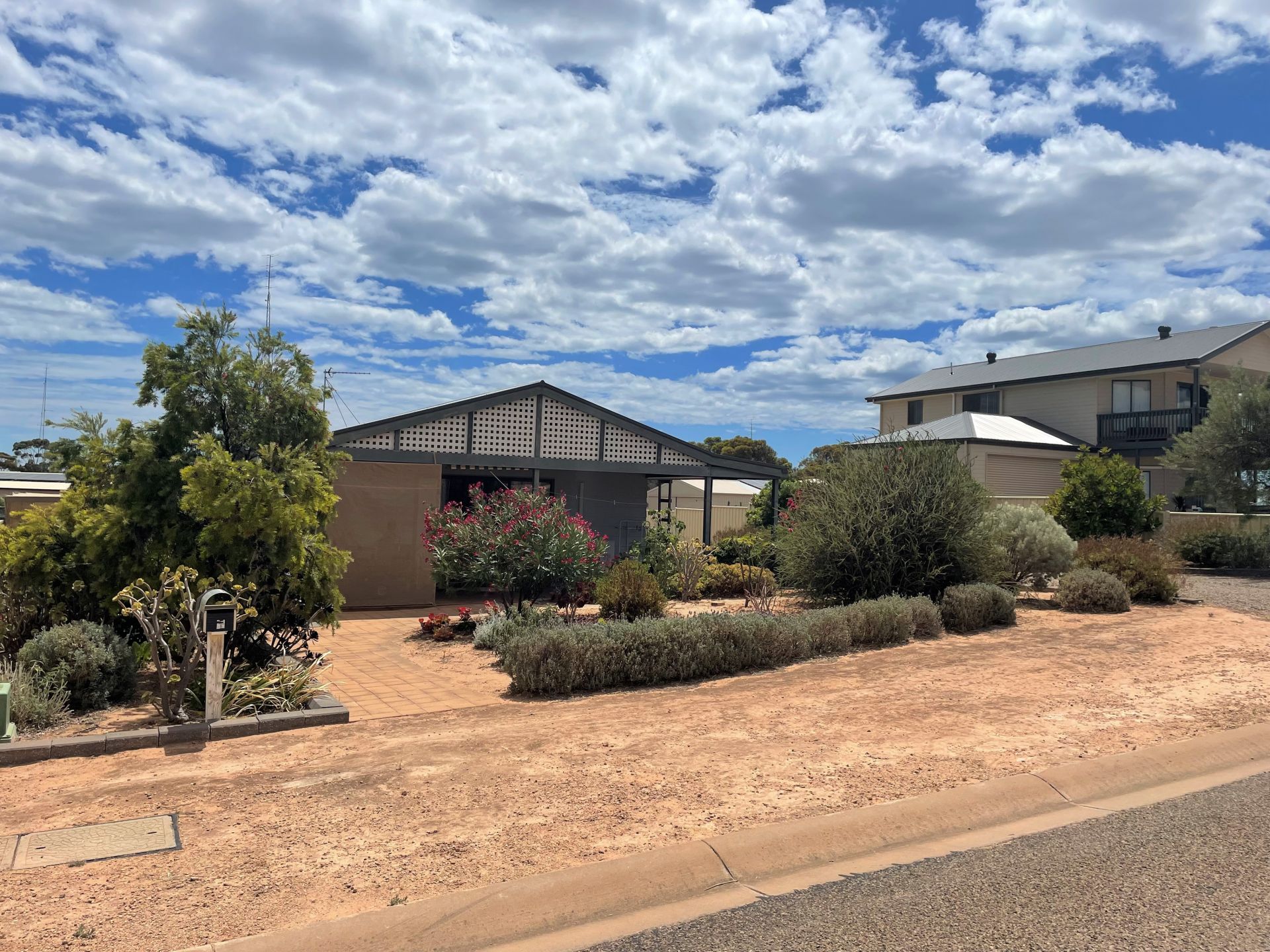 1 Grace Harwar Drive Port Broughton SA, Port Broughton - Thumbnail 2