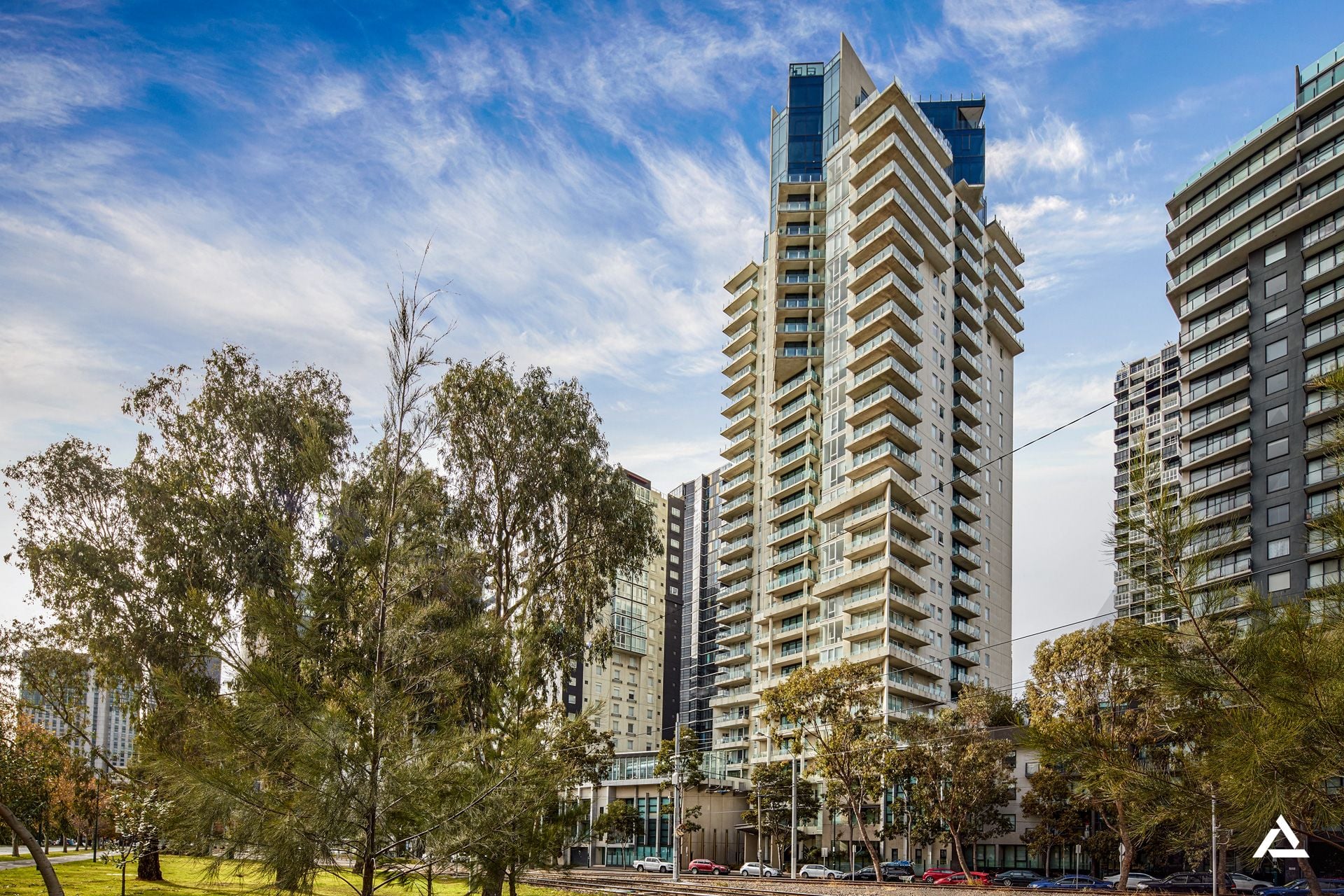238/83 Whiteman Street Southbank, Southbank - Thumbnail 2