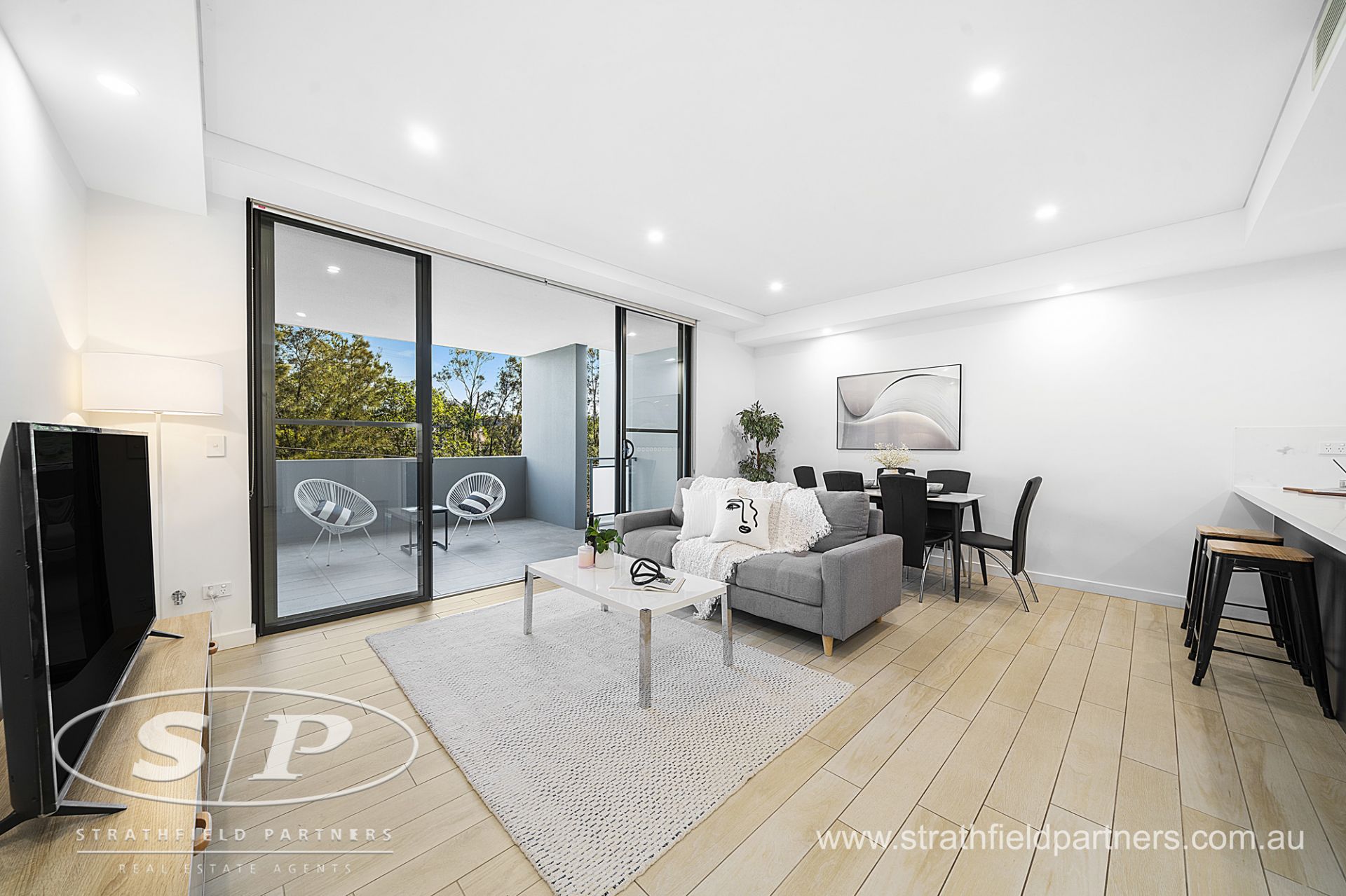 A206/37-39 Loftus Crescent Homebush NSW, Homebush - Thumbnail 2