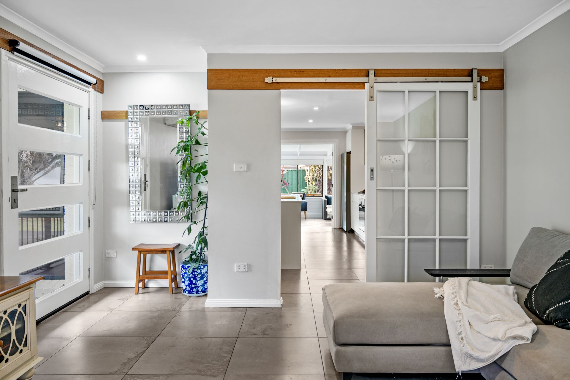 1 Tofino Close, Pelican - Thumbnail 8