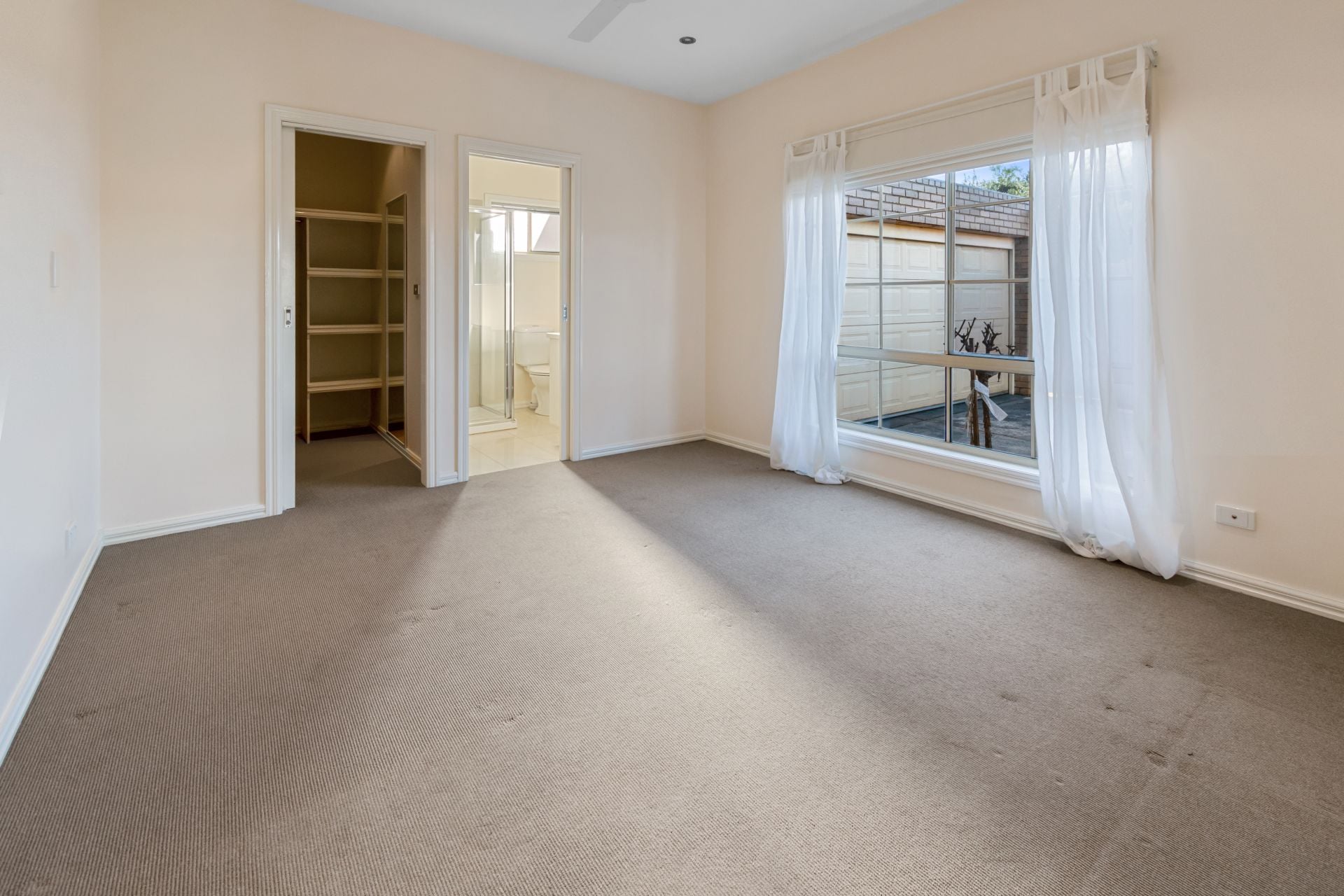 Spacious Living Full Of Quality And Style