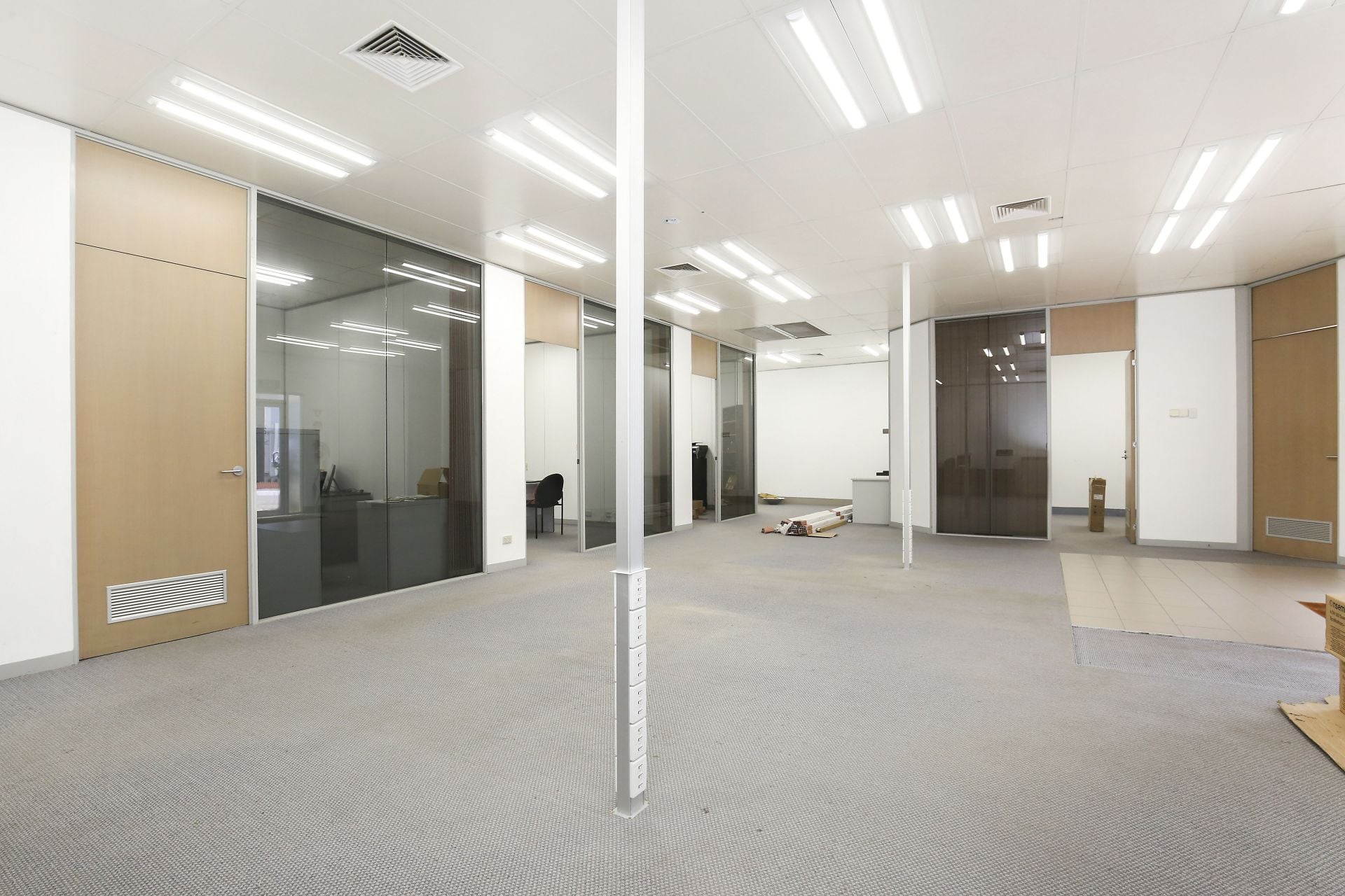 AFFORDABLE SECURE OFFICE SPACE