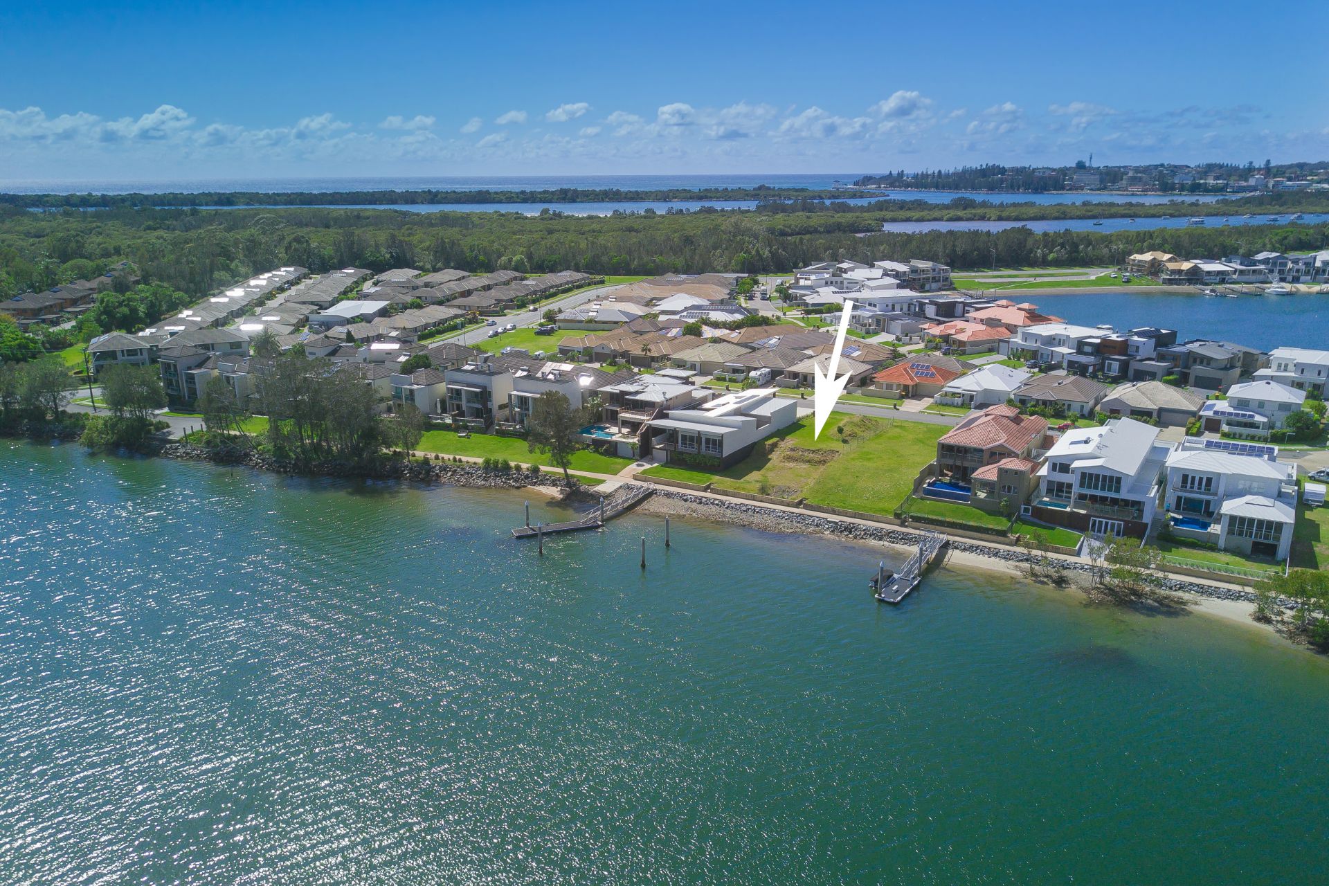 22 The Anchorage, Port Macquarie, Port Macquarie - Thumbnail 2