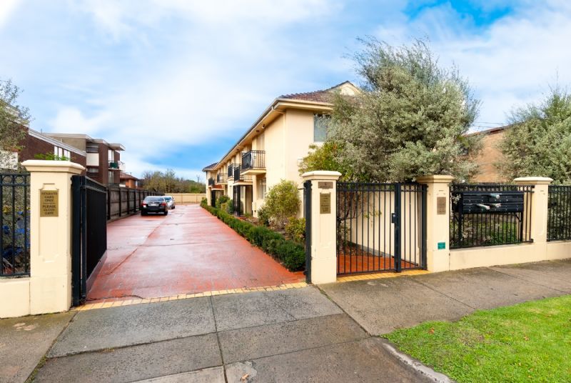 8/5 Gordon Street, Footscray - Thumbnail 2