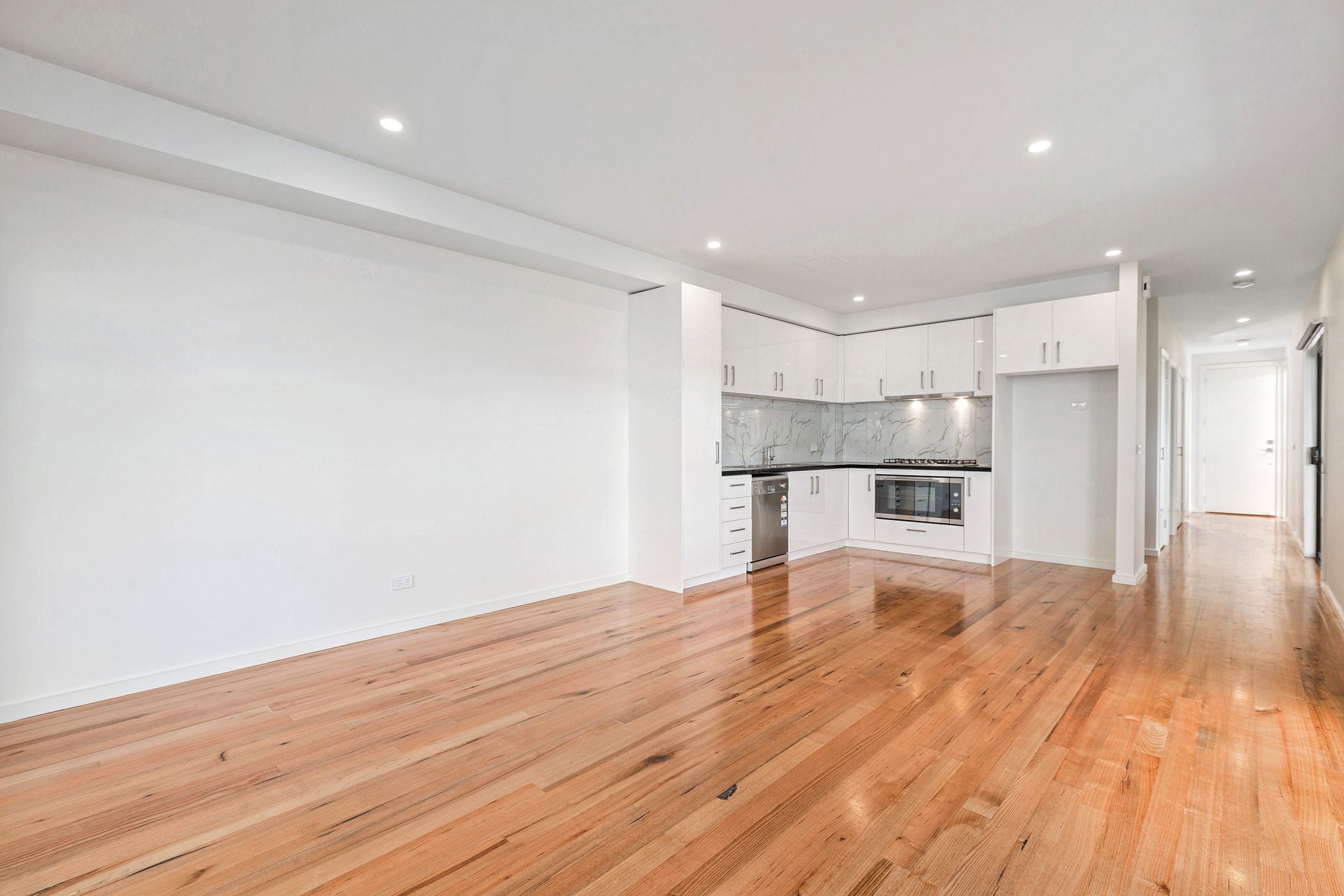50B Liverpool Street, Footscray - Thumbnail 3