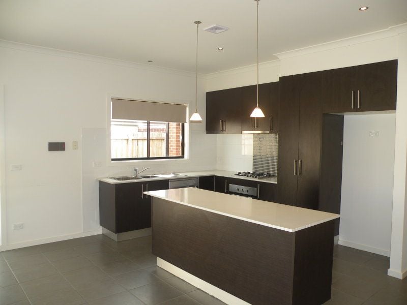 6 Nancarrow Drive DOREEN, Doreen - Thumbnail 5