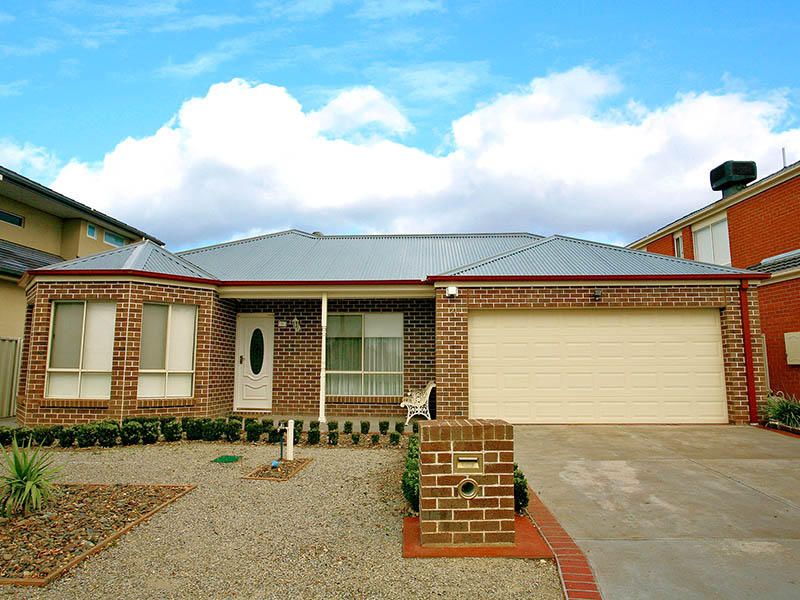 21 Highbury Close, Caroline Springs - Thumbnail 2