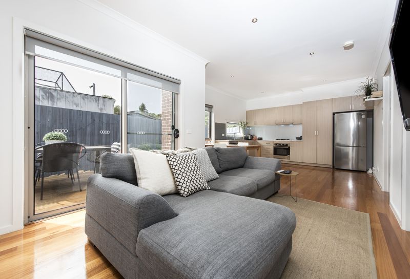 2/8 Fourth Avenue, Altona North - Thumbnail 3